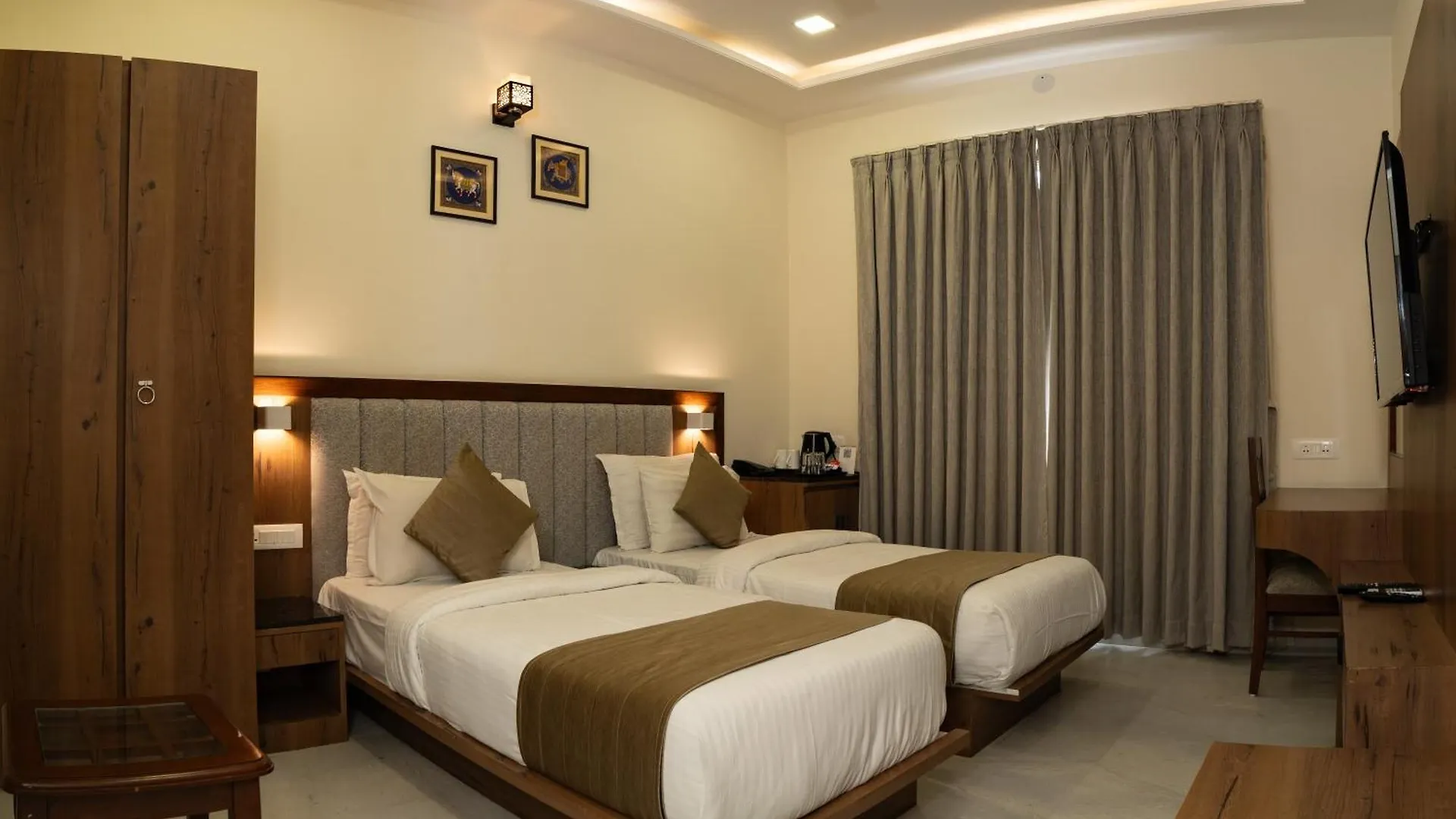 Rabbit Ratnam -By Udaipur Hotels