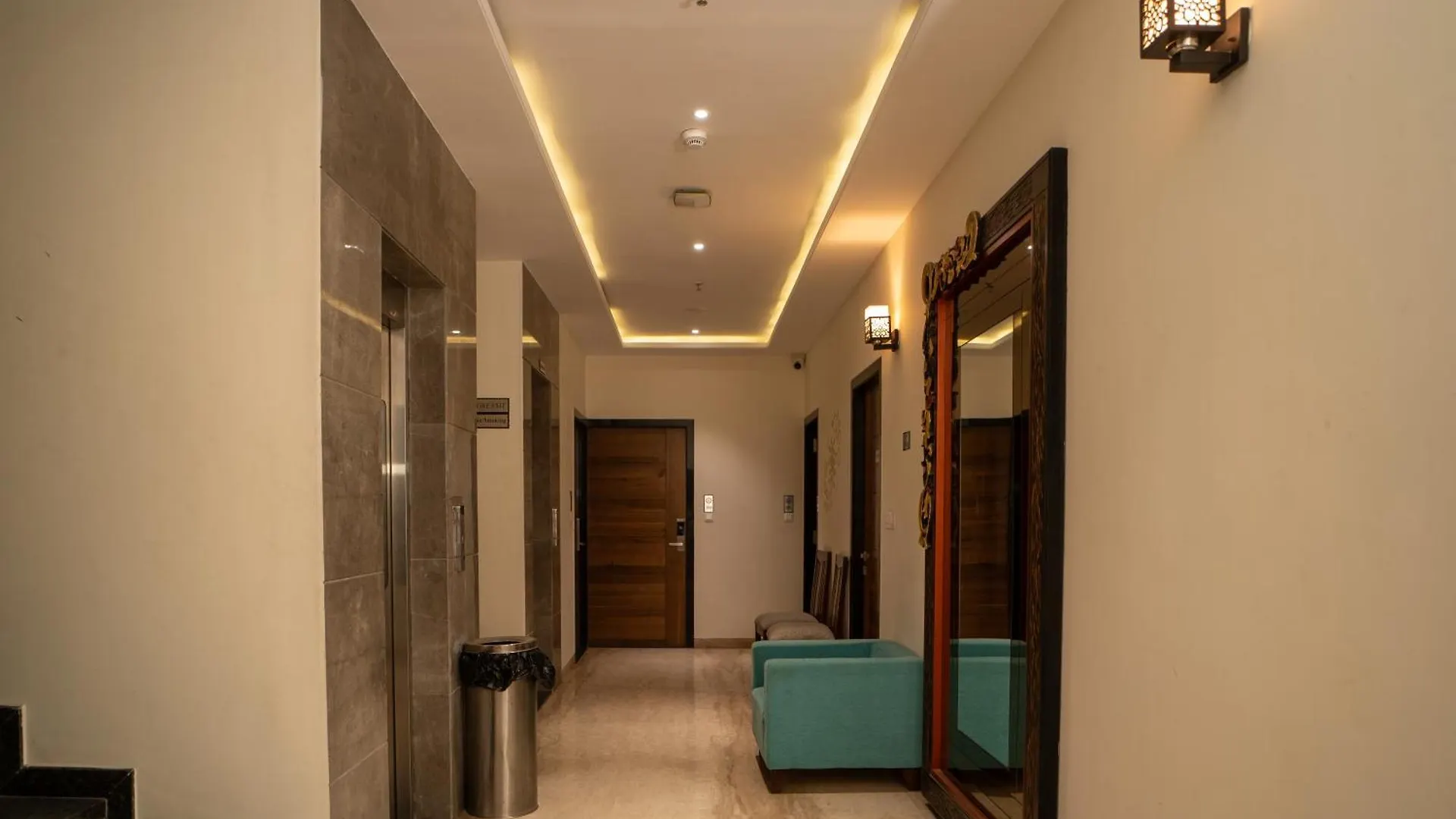 Rabbit Ratnam -By Udaipur Hotels 3*,